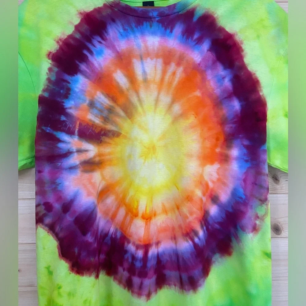 NEON Sunburst Large Ice Tie Dye GILDAN Soft Style T-Shirt Retro Festival Unisex - Picture 8 of 11